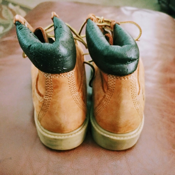 Timberlands Waterproof - Picture 2 of 5